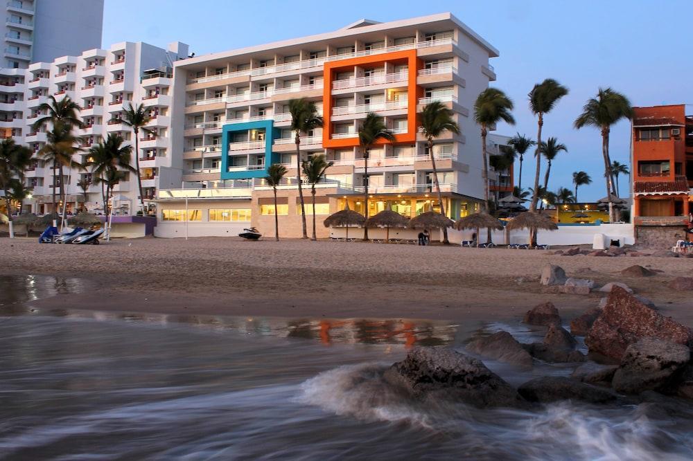 Star Palace Beach Hotel Mazatlán Exterior foto